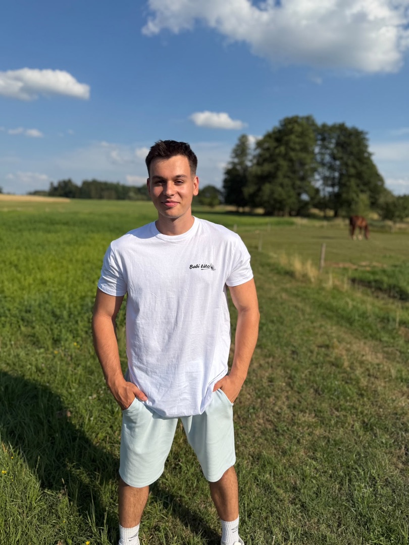 Bílé tričko Babí léto s potiskem pampelišky